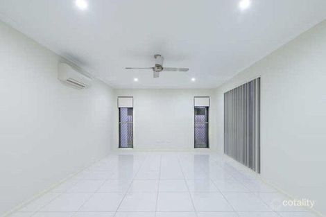 Property photo of 9 Kiber Place Ooralea QLD 4740