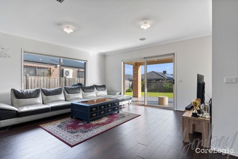 Property photo of 9 Evolve Esplanade Wollert VIC 3750