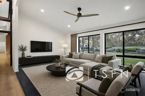 Property photo of 6 Cooper Grove Strathfieldsaye VIC 3551