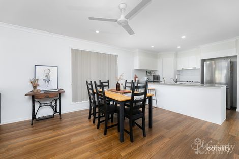 Property photo of 5 Maidenhair Close Caboolture QLD 4510