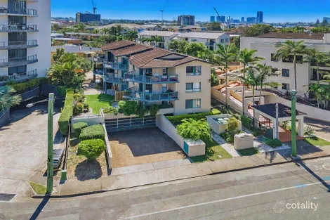 5/8 Tarcoola Cres, Surfers Paradise, QLD 4217