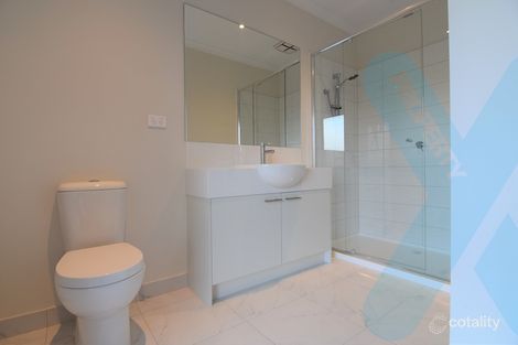 Property photo of 38 Queen Circuit Sunshine VIC 3020