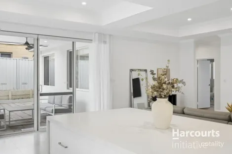 Property photo of 27A Hollett Road Morley WA 6062