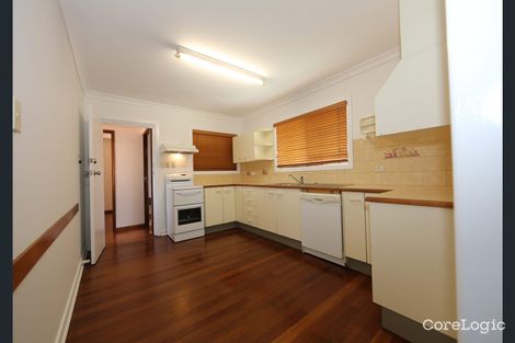 Property photo of 28 Condong Street Mansfield QLD 4122