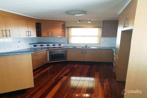 Property photo of 18 Warrawong Street Eastern Heights QLD 4305