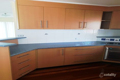 Property photo of 18 Warrawong Street Eastern Heights QLD 4305