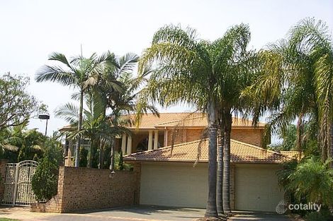 27 Delfin Dr, Macgregor, QLD 4109