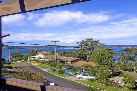 Property photo of 44 Sandstone Crescent Tascott NSW 2250