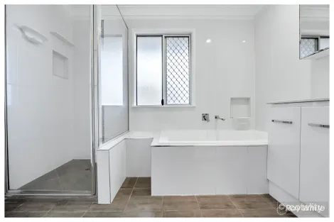 Property photo of 320 Duthie Avenue Frenchville QLD 4701