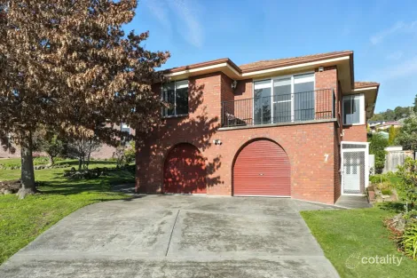 7 Molloy Ct, Claremont, TAS 7011