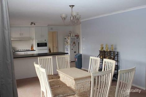 Property photo of 16 Dunn Court Darley VIC 3340