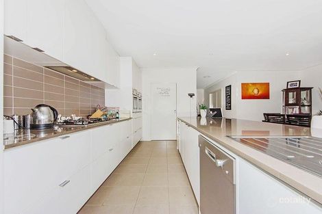 Property photo of 18 Essence Lane Point Cook VIC 3030