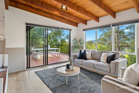 Property photo of 9 Forest View Lane Upper Ferntree Gully VIC 3156