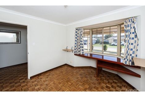Property photo of 27 Strasbourg Ramble Port Kennedy WA 6172