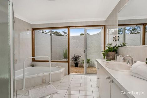 Property photo of 20 Weiss Place Kenmore Hills QLD 4069