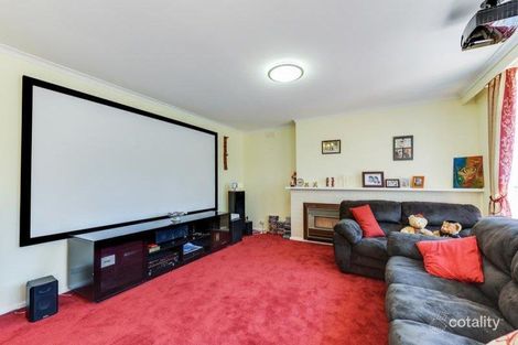 Property photo of 11 Rosings Court Notting Hill VIC 3168