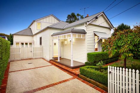 2 Tranmere Ave, Carnegie, VIC 3163