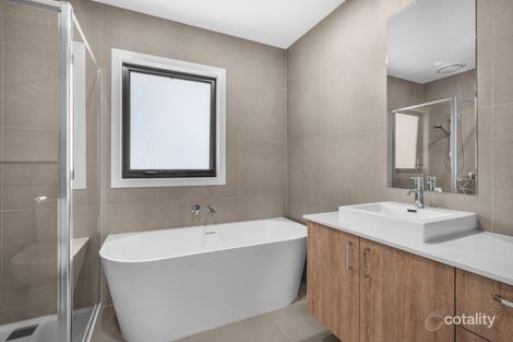 Property photo of 3/37 Storey Road Reservoir VIC 3073