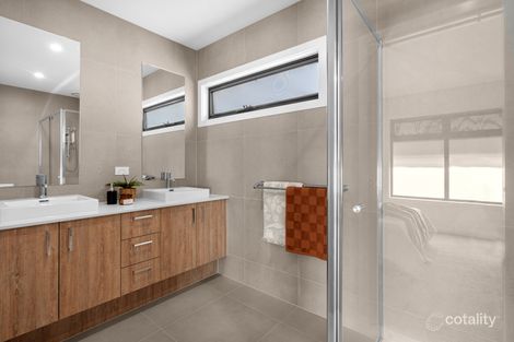 Property photo of 3/37 Storey Road Reservoir VIC 3073