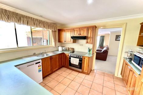 Property photo of 10 Beverly Close Goulburn NSW 2580