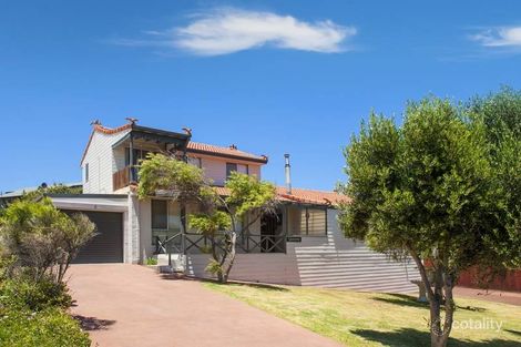 6 Papadakis Ave, Prevelly, WA 6285