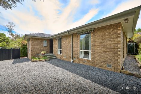 Property photo of 8 Paddock Court Ferntree Gully VIC 3156