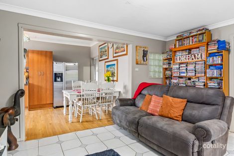 Property photo of 37 Burke Road Dapto NSW 2530