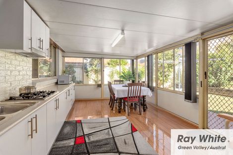 Property photo of 8 Redpa Close West Hoxton NSW 2171