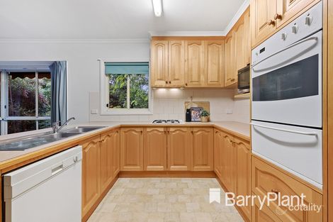 Property photo of 10 Yarraridge Drive Chirnside Park VIC 3116