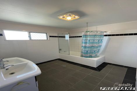 Property photo of 11 Millis Way Nanango QLD 4615