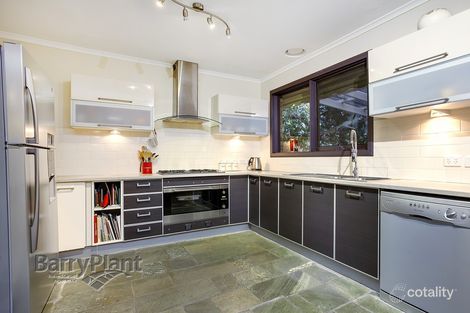 Property photo of 2 Bayley Close Heathmont VIC 3135