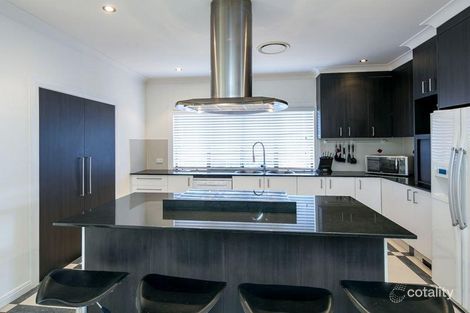 Property photo of 25 Caswell Crescent Redland Bay QLD 4165