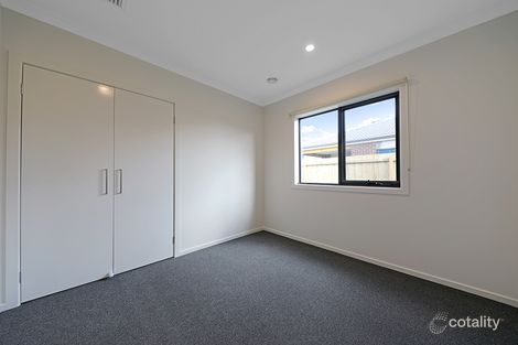 Property photo of 16 Solitaire Way Wallan VIC 3756