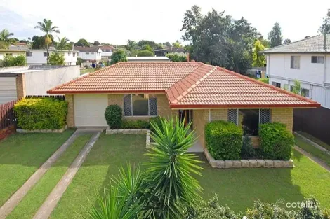 Property photo of 32 Rinnicrew Street Bracken Ridge QLD 4017