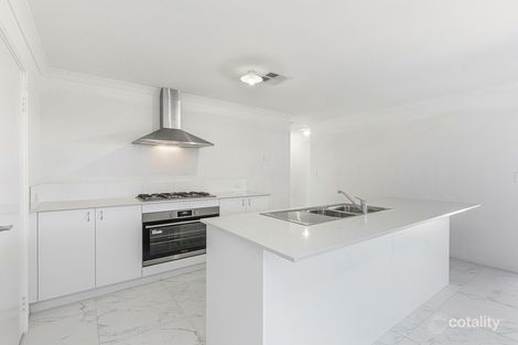 Property photo of 93 Tropicbird Drive Banksia Grove WA 6031