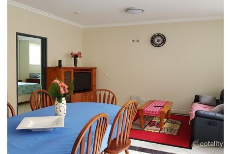 Property photo of 1/30 Cochrane Street West Wollongong NSW 2500
