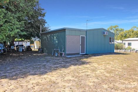 24 Lyons Cres, Nome, QLD 4816