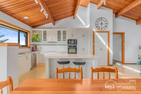 Property photo of 33 Riverview Road Riverside TAS 7250