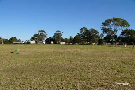 11 Avalon St, Burnett Heads, QLD 4670