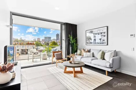 32/68 Sir John Young Cres, Woolloomooloo, NSW 2011