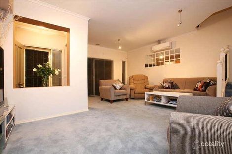 Property photo of 53 Bramble Crescent Bundoora VIC 3083
