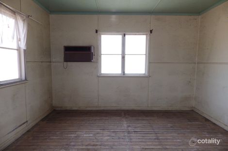 52 Winchester St, Mitchell, QLD 4465