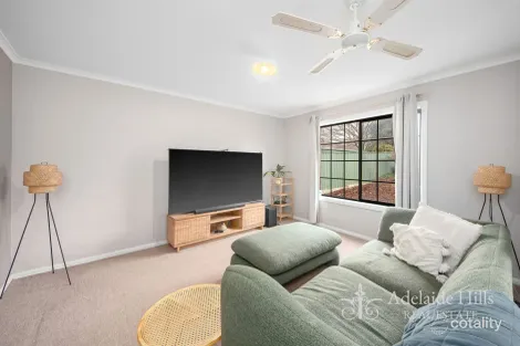 Property photo of 6 Dutch Close Mount Barker SA 5251