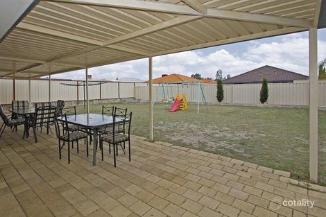 Property photo of 17 Fortescue Bend Gosnells WA 6110