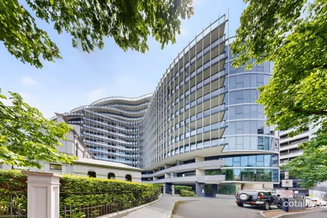 Property photo of 708/55 Queens Road Melbourne VIC 3004