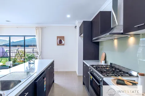 Property photo of 21 Mirka Way Point Cook VIC 3030