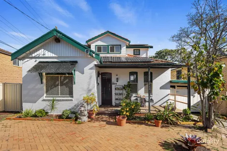 233 Dora St, Hurstville, NSW 2220