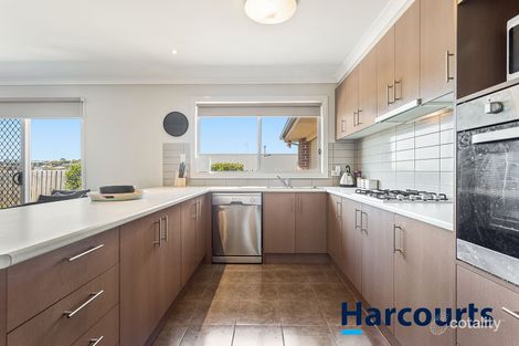 Property photo of 14 Todman Street Drouin VIC 3818