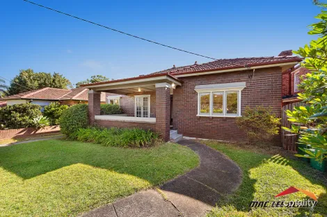 10 Moore St, Roseville, NSW 2069