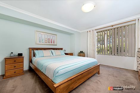 Property photo of 2 Cluelow Rise Leeming WA 6149